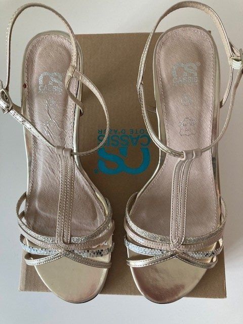 Scarpe da donna: Sandale von Cassis Cote d`Azur – Nuovo (secondo la descrizione) da Ettenhausen TG venduto da Babi69