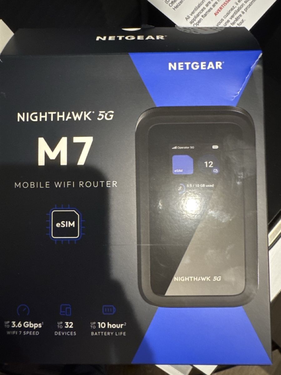 Netgear Modems & Routeurs: NETGEAR Nighthawk M7 5G Mobile WiFi Router neu – Neuf avec emballage d'origine à Ermensee par rogers1974 1