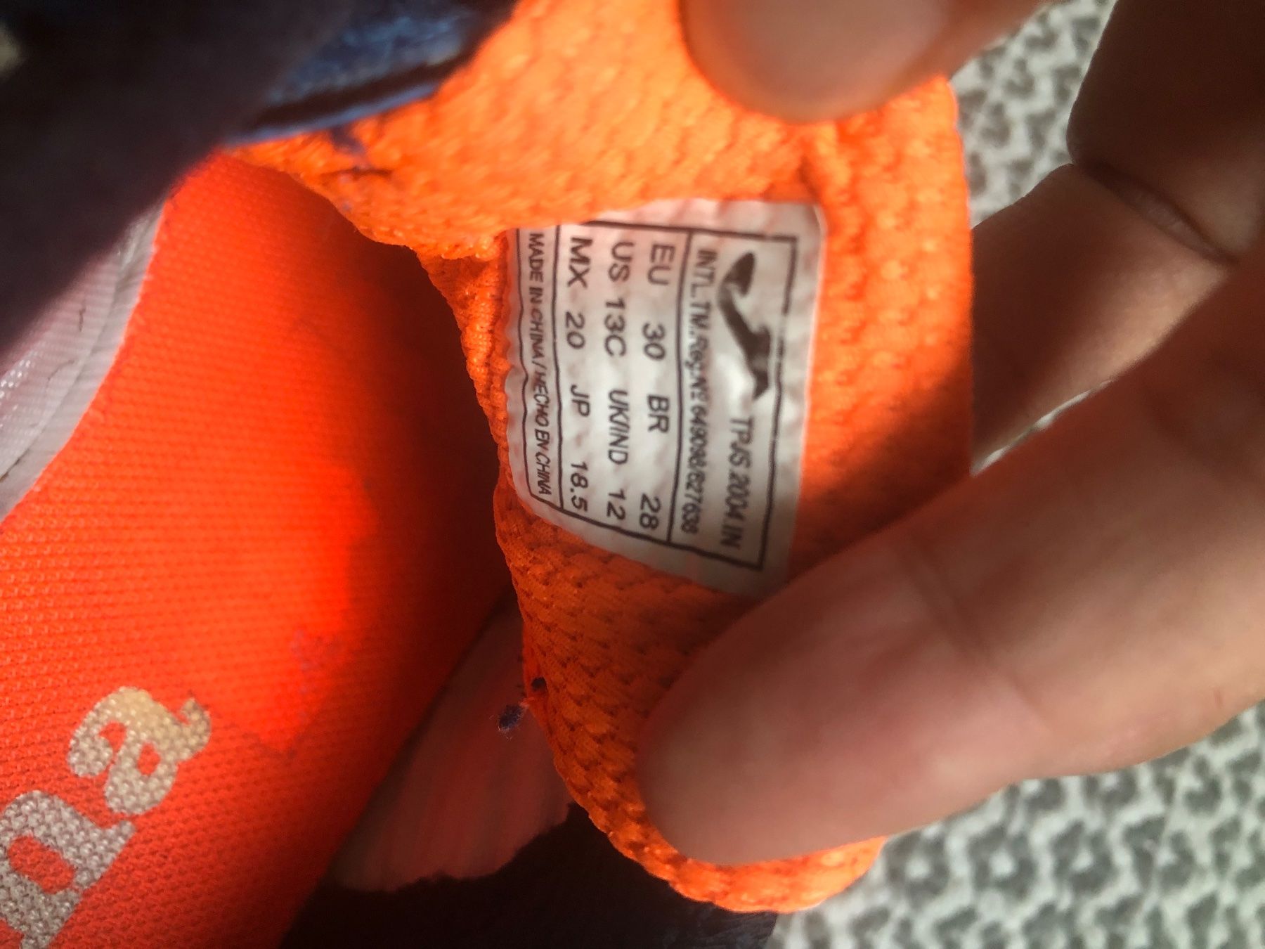 Schuhe für Jungen: Hallen-Turnschuhe große 30 – Gebraucht aus Romanshorn von Matet07 5