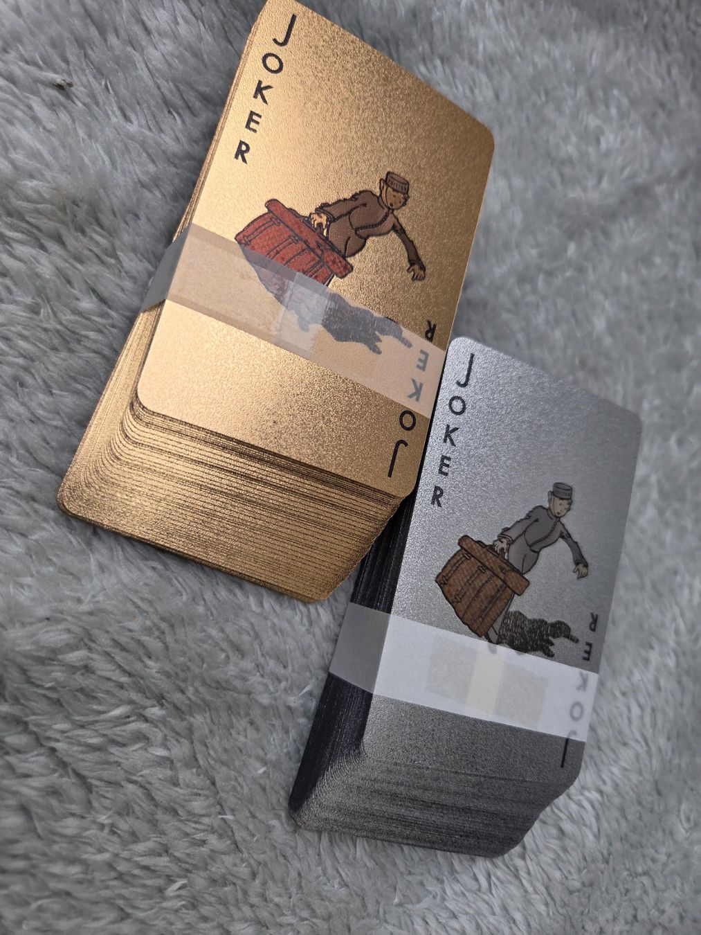 Giochi: Exklusives Louis Vuitton Spielkarten- Set. Limited Edition – Nuovo e nell'imballaggio originale da Uetendorf venduto da NicoleTedesco 2