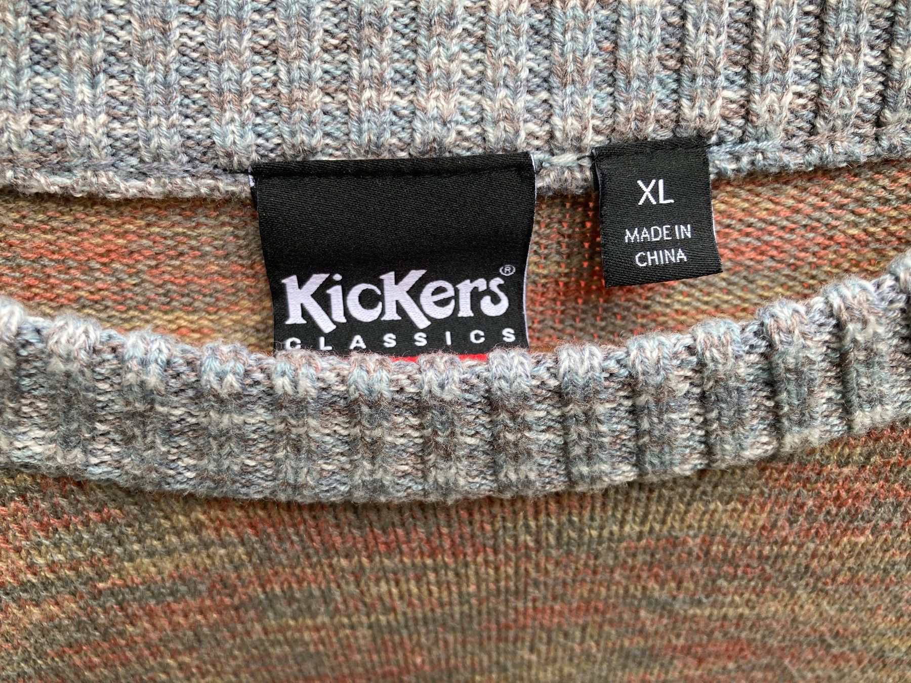 Maglioni & Felpe: Bunter Strickpullover | Kickers * Gr. XL – Usato da Basel venduto da AufeinenBlick 1
