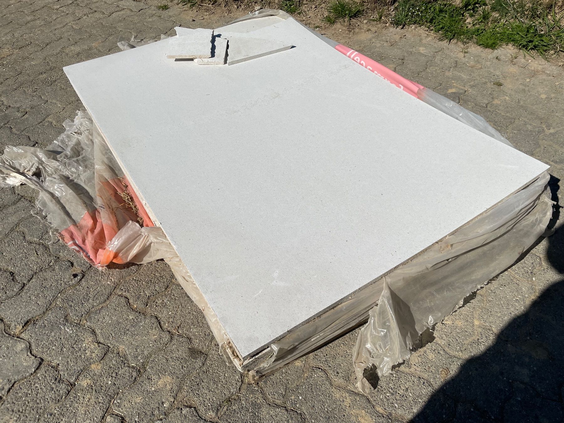 Piatti di portata: Fermacell Platten Gipsfaserplatte – Usato da Huttwil venduto da alc_s2gc
