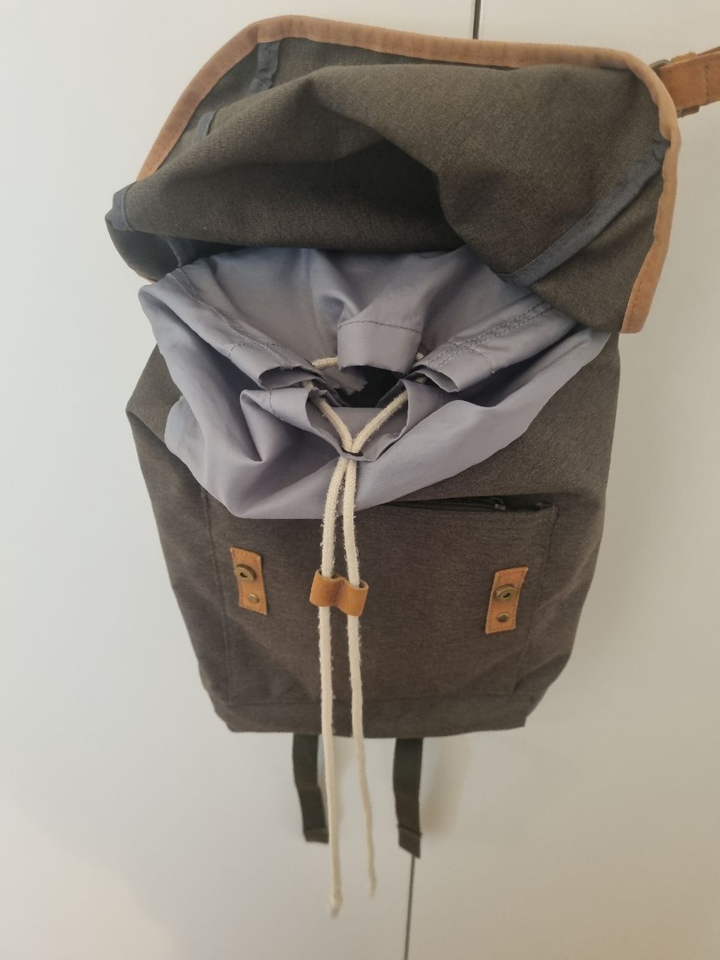 Zaini: kleiner Tagesrucksack – Usato da Oberrüti venduto da zwierbel7 3