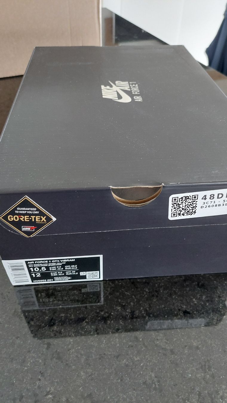Nike Herrenschuhe: Nike Air Force 1 – Neu und originalverpackt aus Steinhausen von Adamster 2