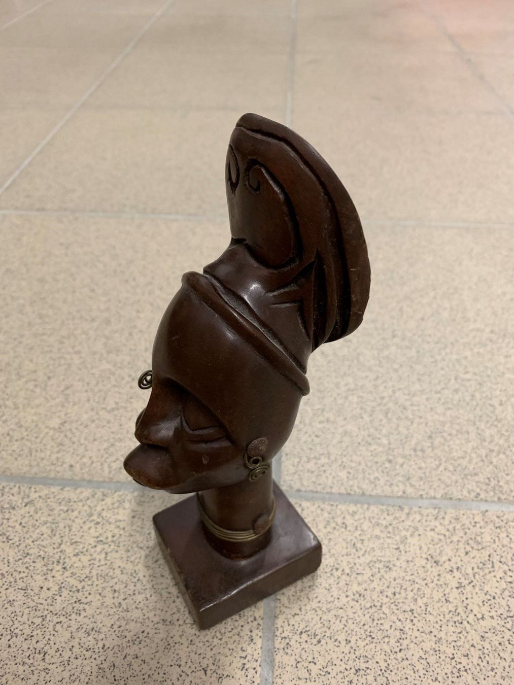 Skulpturen & Statuen: Afrikanische Holzschnitz Skulptur – Gebraucht aus Biberist von swiss-made 1