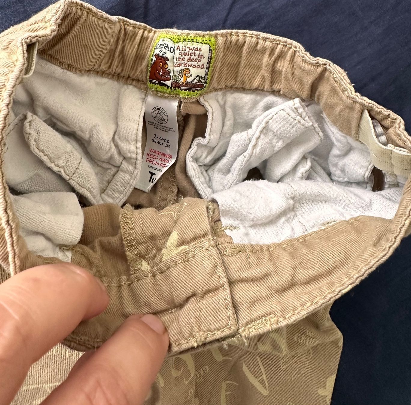 Pantaloni: TU Shorts Gruffalo – Usato da Dürrenroth venduto da tvy_bh56 1