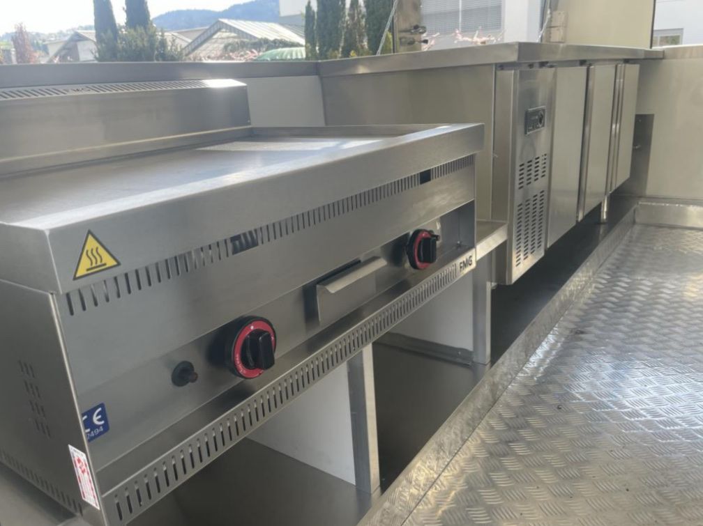 Rimorchi: Foodtrailer – Usato da Schenkon venduto da beri007 5