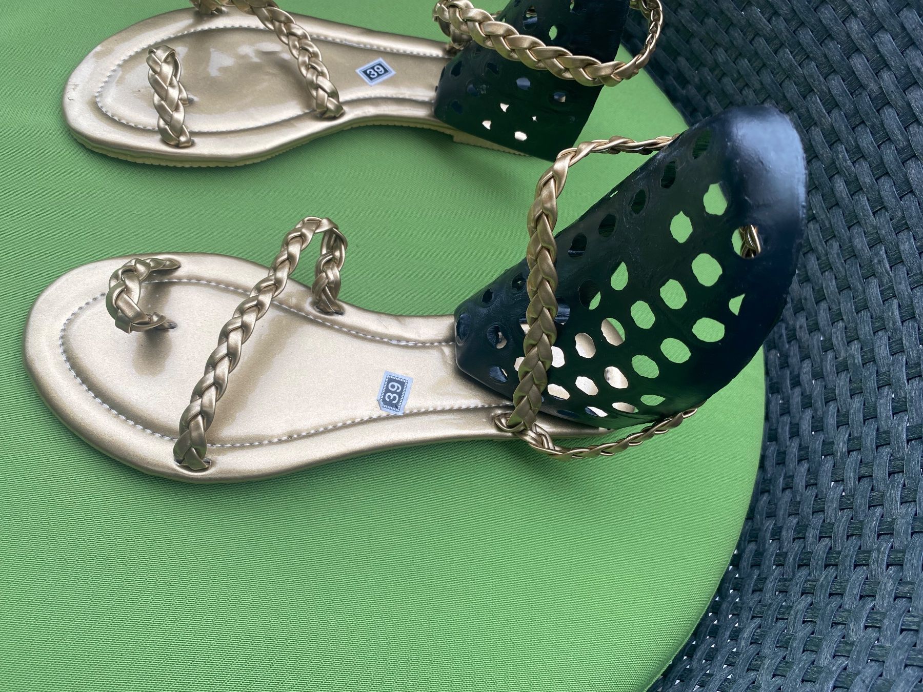 Scarpe da donna: SUMMERTIME - stylische/edle Flip-Flops, gold, 39 – Nuovo (secondo la descrizione) da Winkel venduto da ferrari2022 3