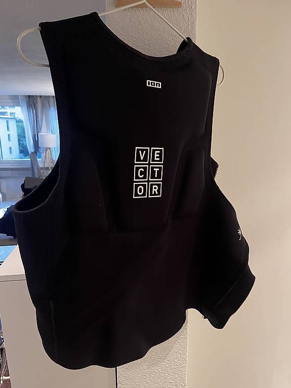 Aquilone: Ion impact vest prallachutz kite vector sidezip – Usato da Luzern venduto da max_w2rv 1