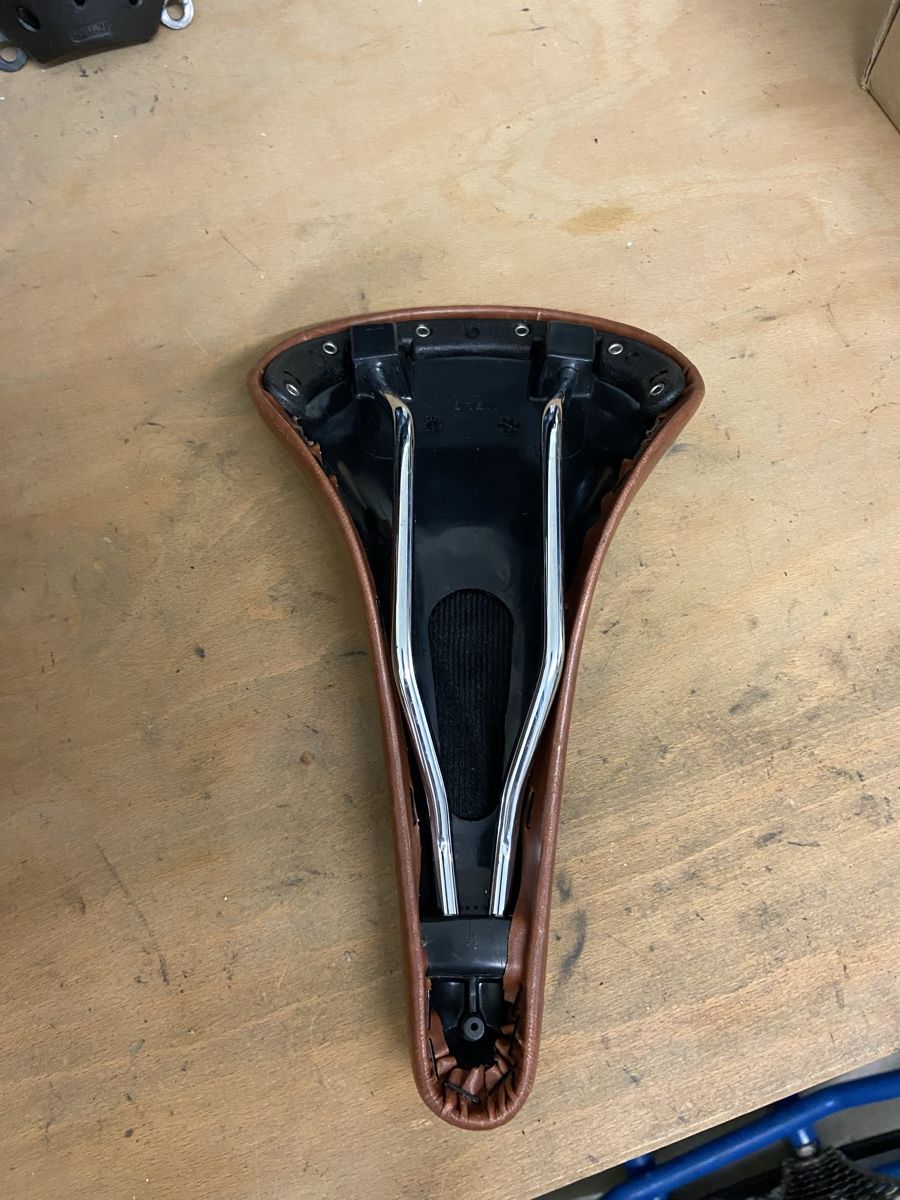 Velos: Sattel braun – Gebraucht aus Bellikon von Ytony0 5