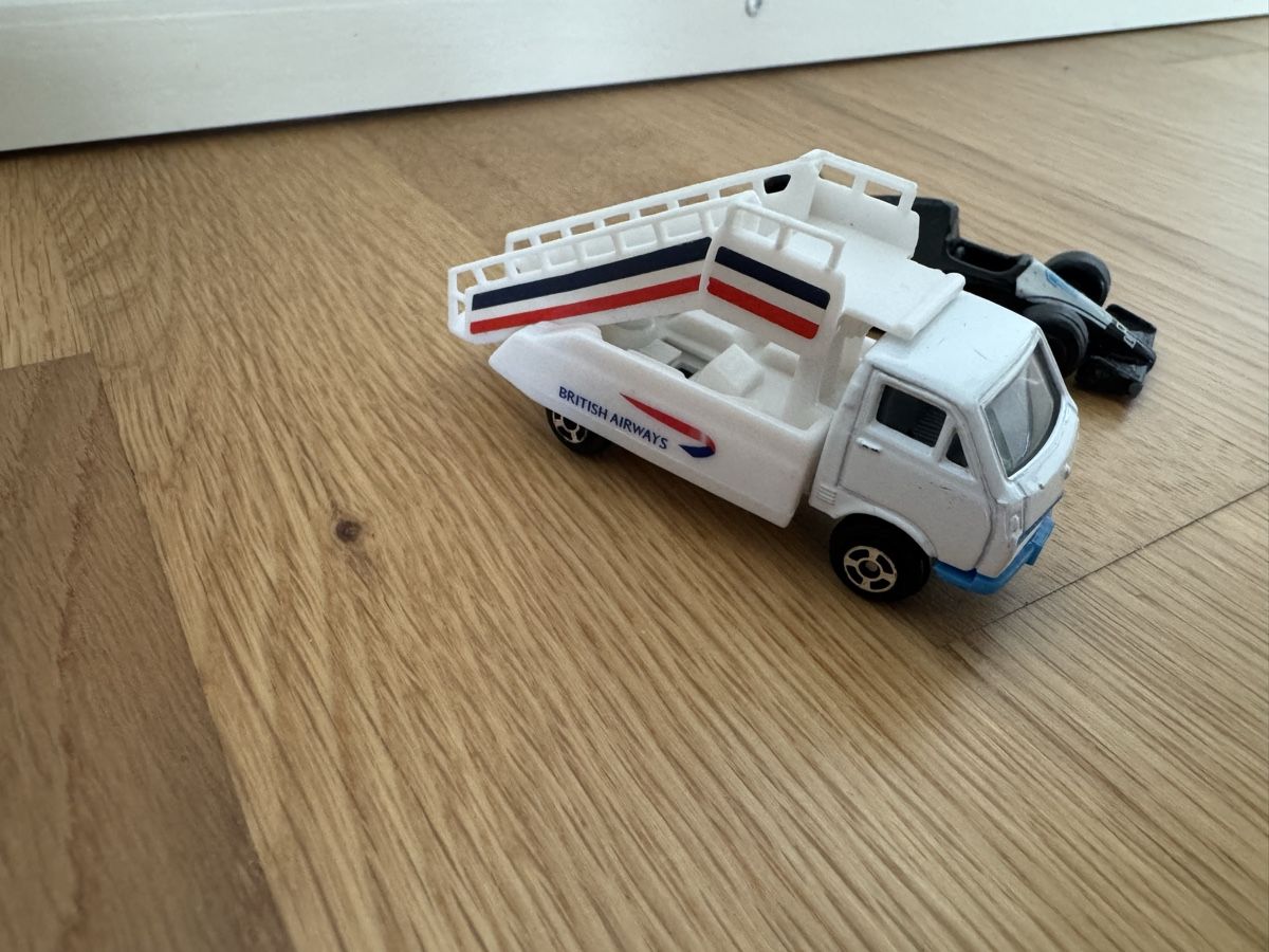 Welly Modellini d'auto: 3 Modellautos von Welly – Usato da Zürich venduto da wtpooh 2