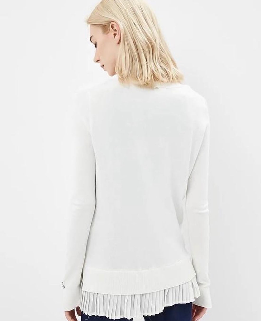 Guess Jacken: Strickjacke Guess Größe S – Gebraucht aus Safenwil von Ludmila_2807 1
