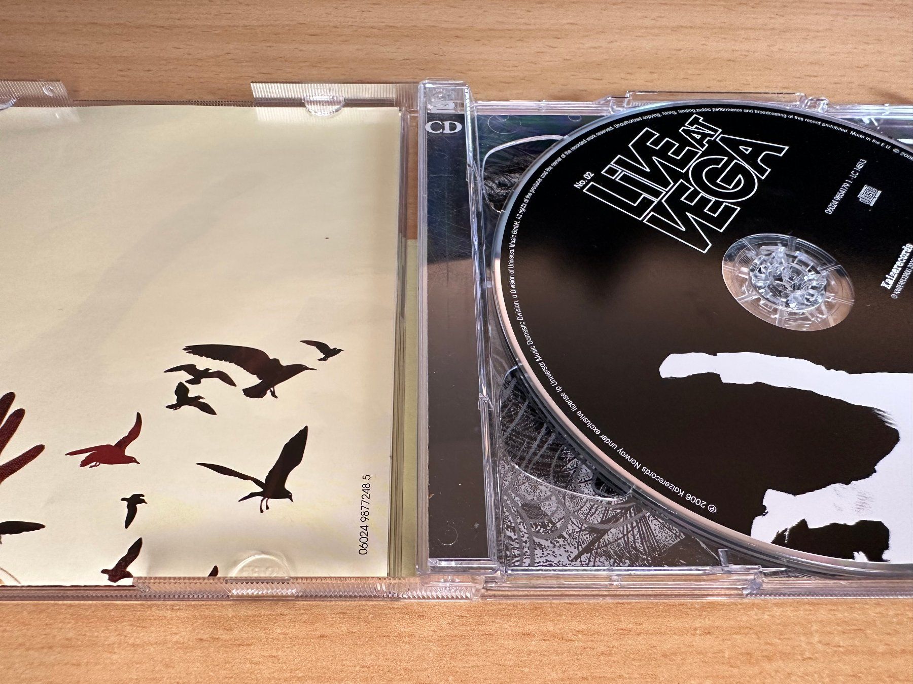 CD: Kaizers Orchestra – Live At Vega - 2 CD – Usato da Rikon im Tösstal venduto da Alpenmutz 2