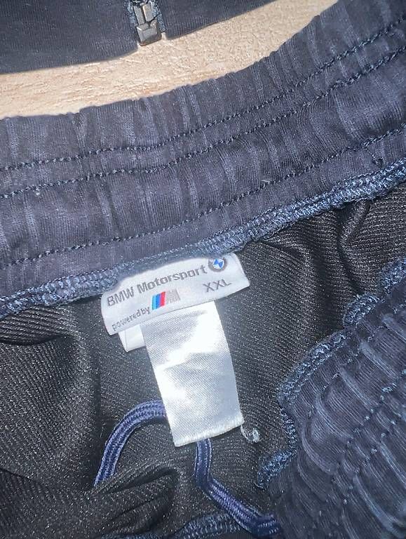 Lotti di vestiti: PUMA BMW TRACKSUIT – Usato da Worb venduto da ansari 3