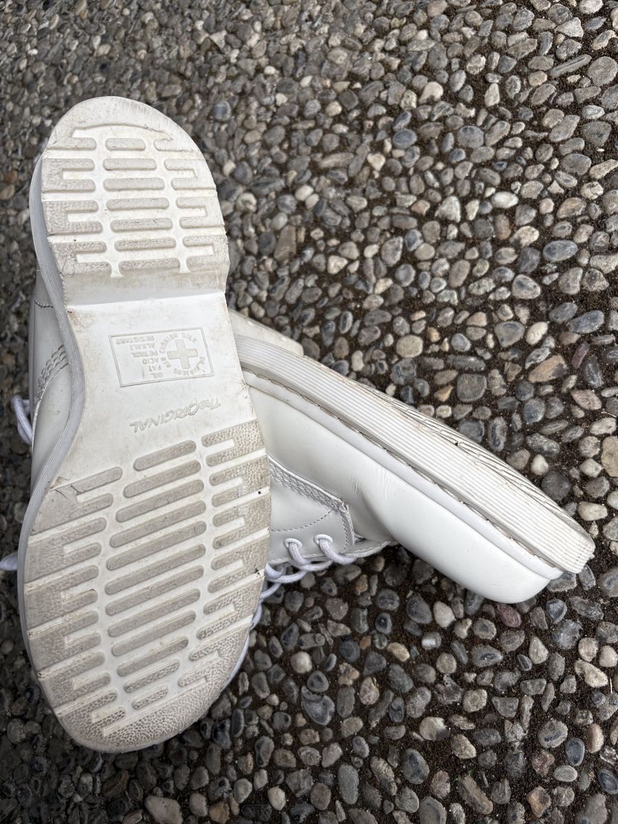 Dr. Martens Herrenschuhe: Dr. Martens weiss – Gebraucht aus Rombach von akiromay 3