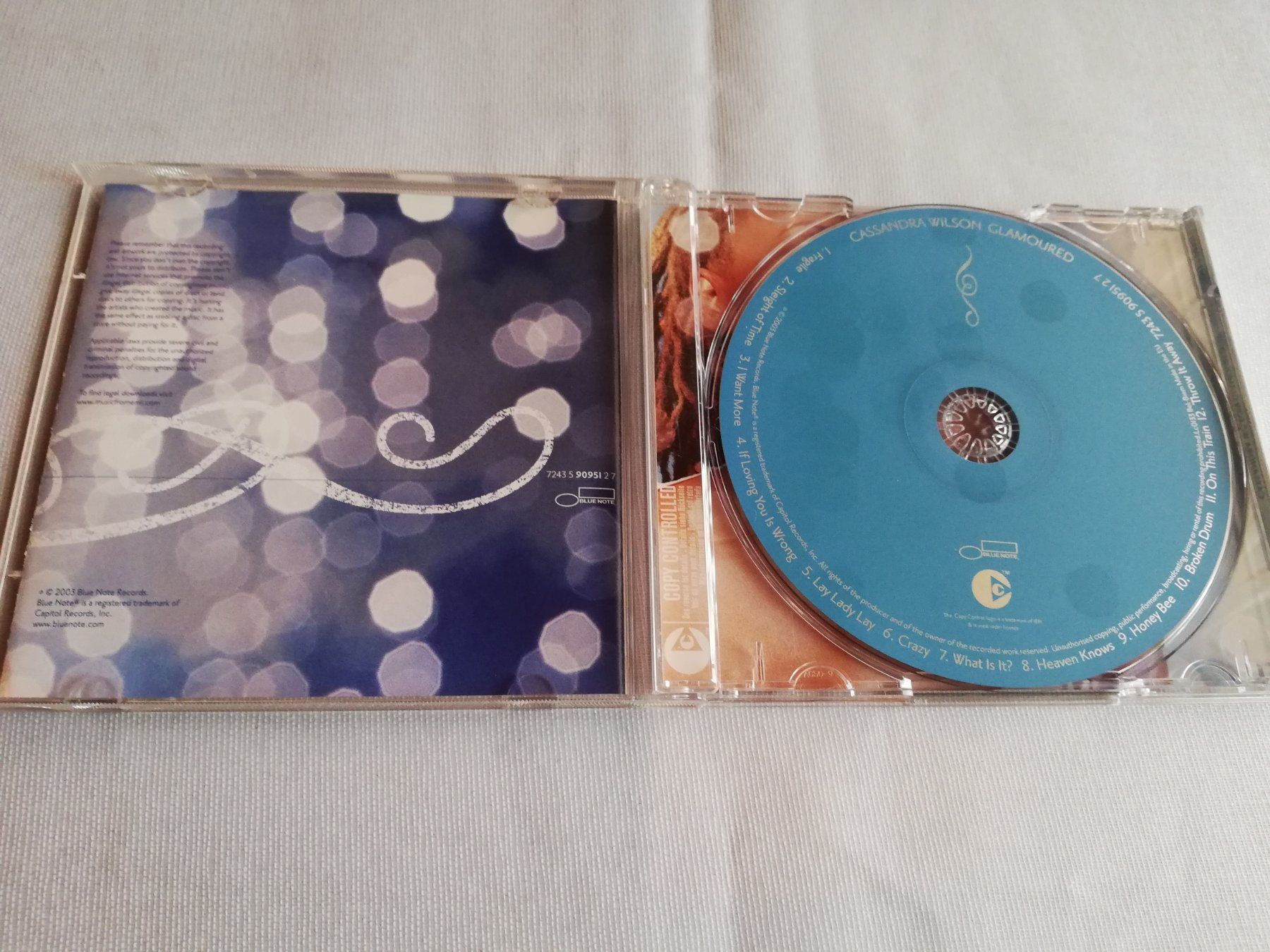 CD: CASSANDRA WILSON - GLAMOURED – Usato da Bern venduto da Vinylsound.ch 2