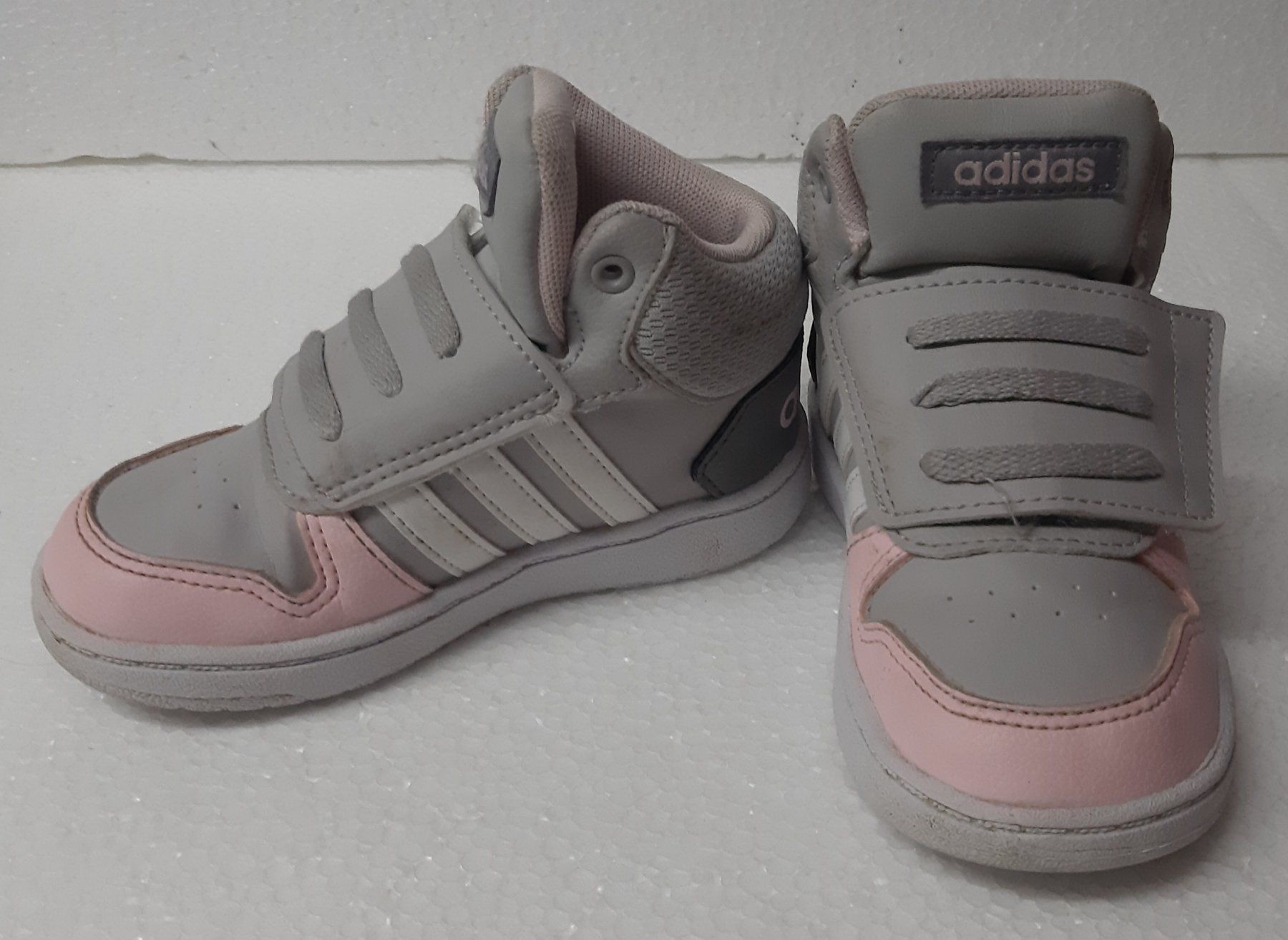 Adidas Scarpe per ragazzi: ADIDAS Sneaker Gr.25 – Usato da Wiler b. Utzenstorf venduto da ryan81