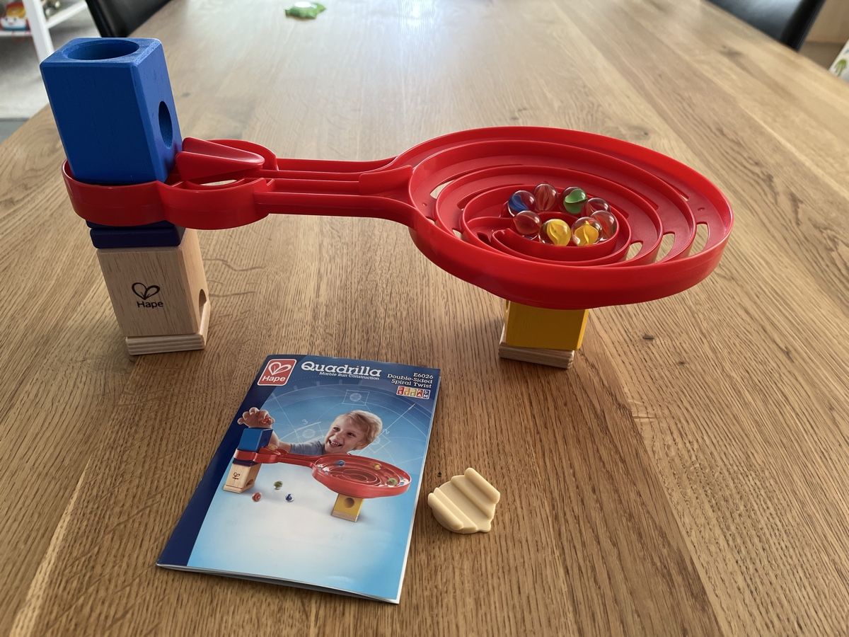 Quadrilla Giocattoli: Hape Quadrilla Doppel-Spirale E6026 – Usato da Rümlang venduto da nat_6l8y
