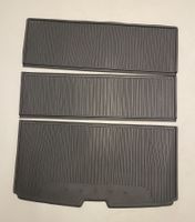 Volvo Rubber Floor Mats and Cargo Liner Set Used Condition