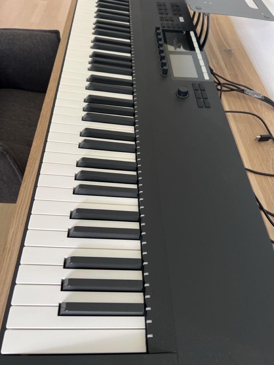 Native Instruments Musikinstrumente: Native Instruments Komplete Kontrol s88 – Gebraucht aus Arbon von ali_ydn6 1