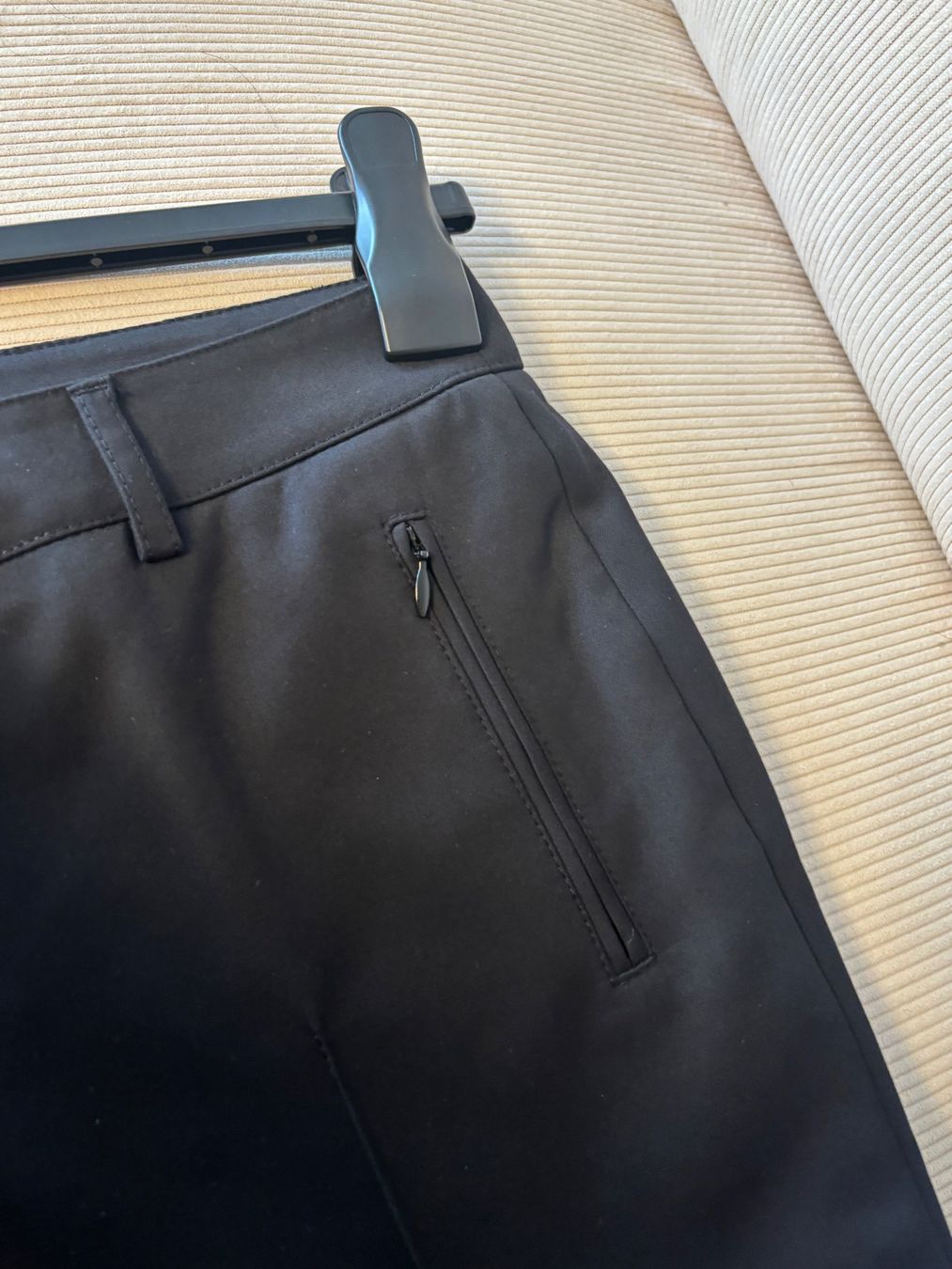 Akris Pantalons: Akris  Zigaretten Hose Baumwolle – D'occasion à St. Margrethen SG par dijanaO 5