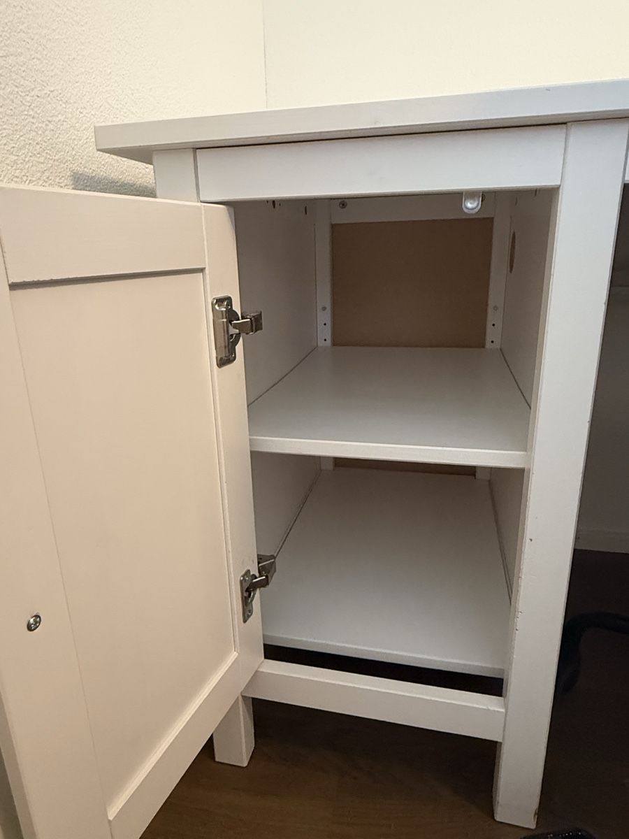 Ikea Schreibtische: Hemnes Ikea Pult inkl. Stuhl – Gebraucht aus Zug von noe_9vgg 4