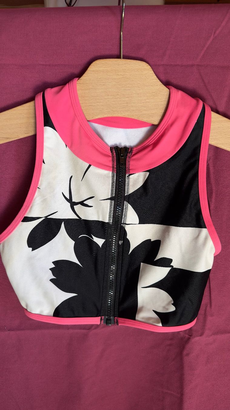 Roxy Top: Badeoberteil, Bikini Top, – Usato da Ennetbaden venduto da Castello30