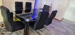 Esstisch mit 6 Stühlen