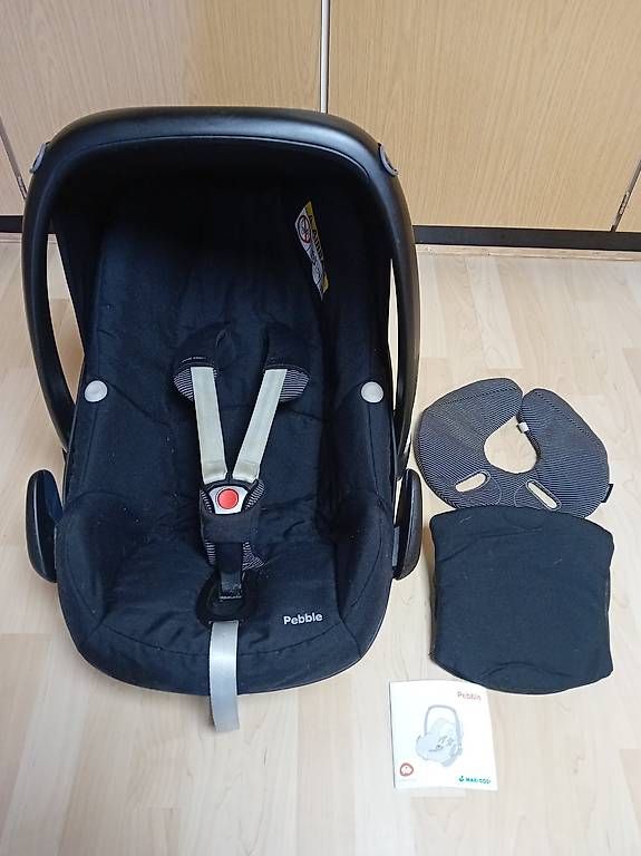Maxi-Cosi Sièges auto: Maxi Cosi Pebble mit Isofix Station – D'occasion à Auw par luszur 1