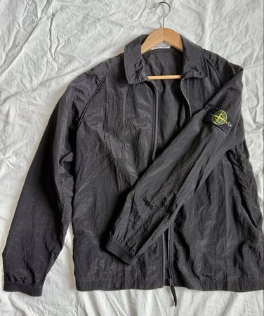Giacca Stone Island nera taglia L perfetto stato