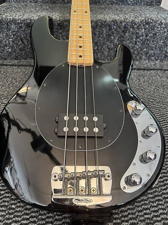 Musikinstrumente: Basse Musicman Stingray 3 US – Gebraucht aus Morges von GvnMusic 8