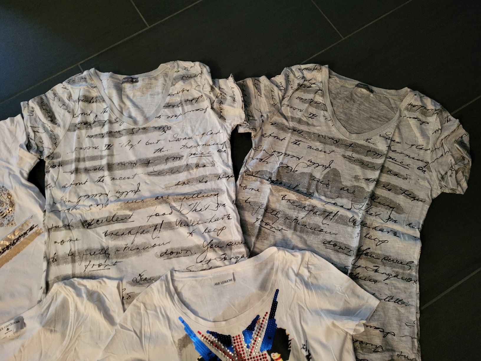 T-shirts: schönes T-Shirt Set Gr. 38 – D'occasion à Matzendorf par hauli2 4