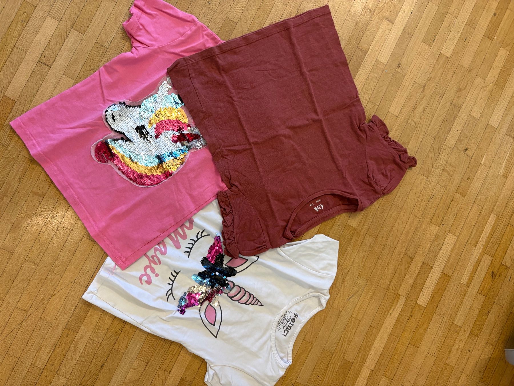Kleiderpakete & -sets: Kleiderpaket Mädchen Gr. 122 – Gebraucht aus Wetzikon ZH von torira 1