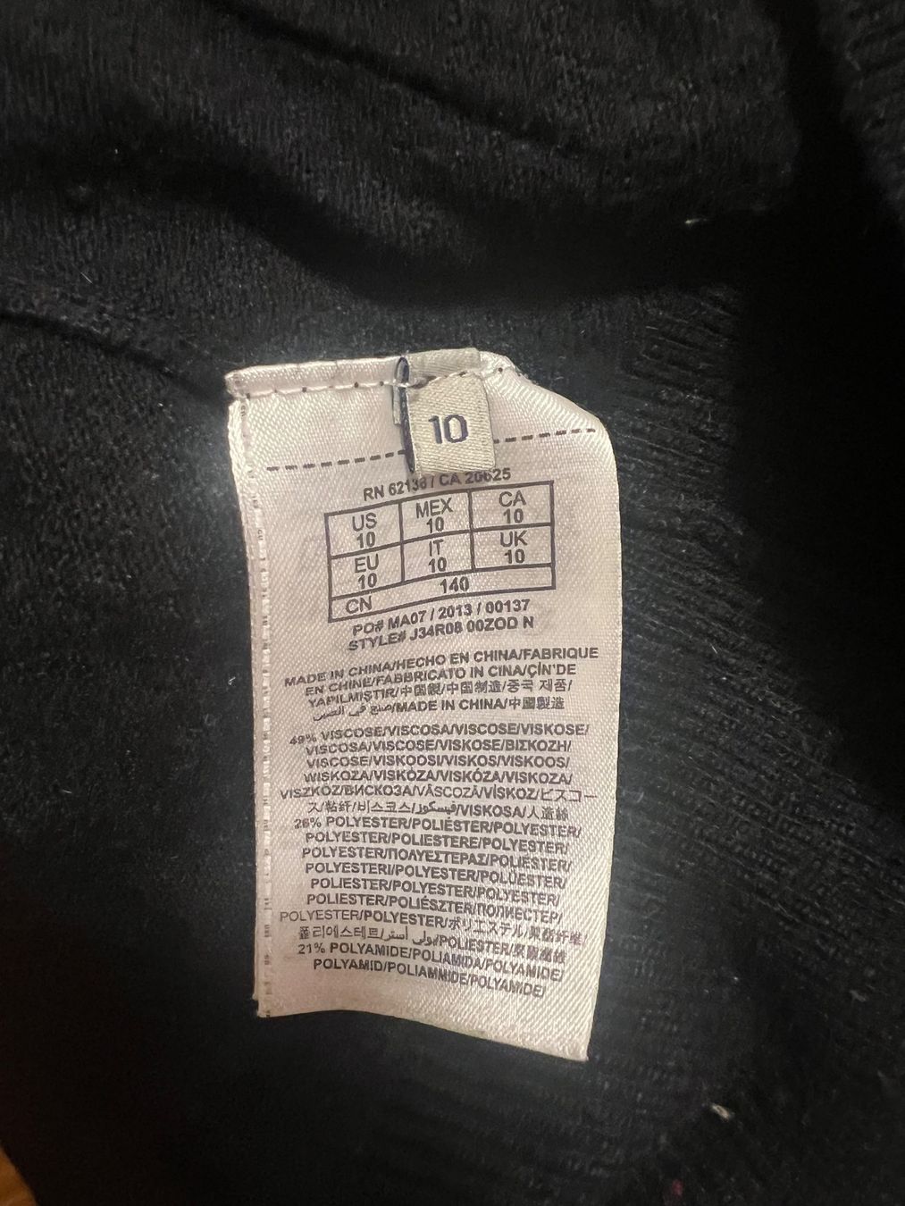Guess Maglioni & Felpe: Guess Cardigan Pullover Gr 10J – Usato da Ebmatingen venduto da dartim 4
