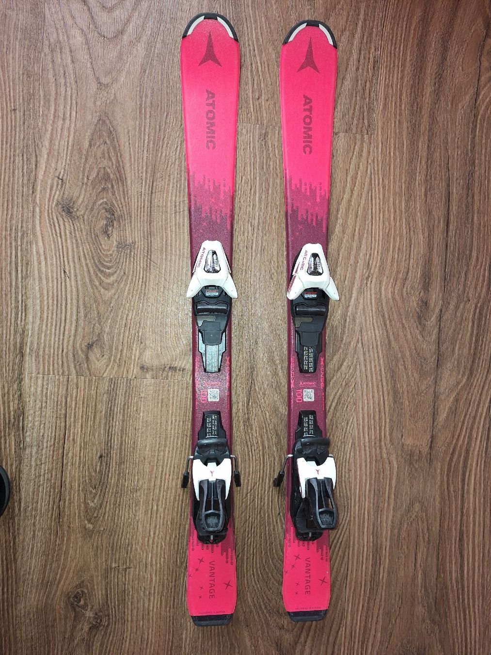 Atomic Sci: Atomic Vantage Ski, gebrauchter Zustand. 100 cm – Usato da Brittnau venduto da Edizion30