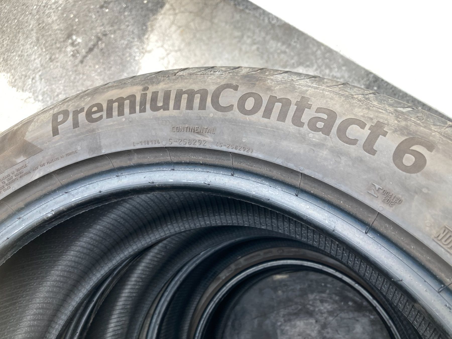 Continental Pneumatici & Ruote complete: 235/50R19 Sommerpneu Continental – Usato da Cham venduto da WB2223 1