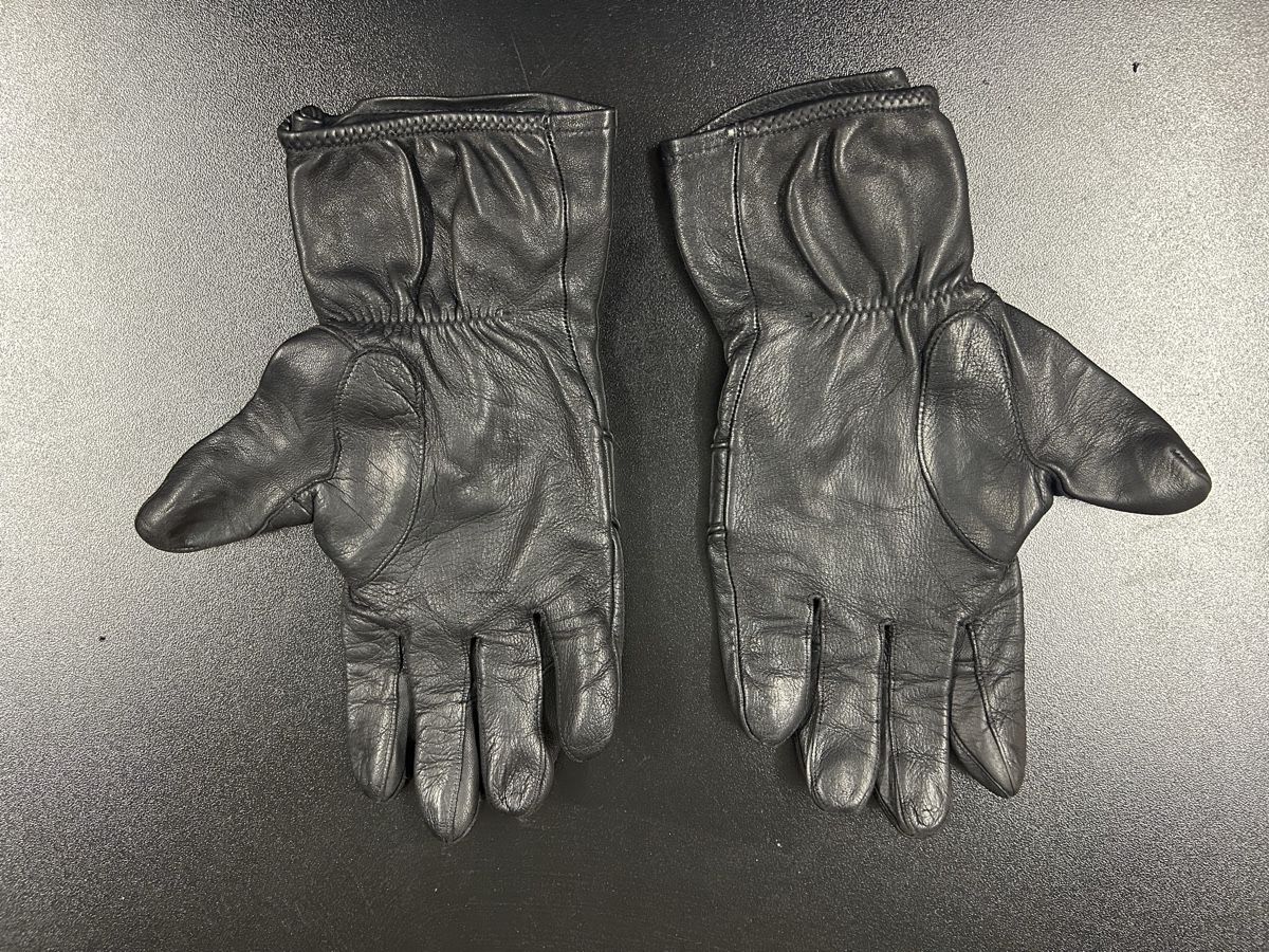 Held Autres accessoires hommes: Leder Motorradhandschuhe – D'occasion à Münchenstein par Cello30 1
