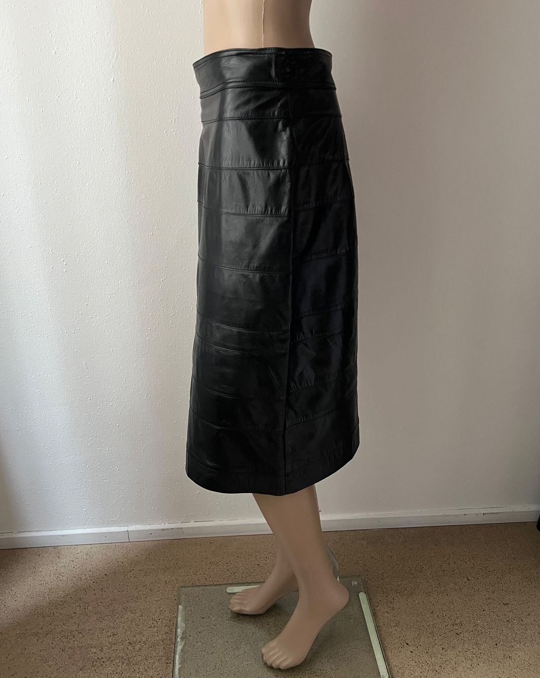 Röcke: CLAUDIA STRÄTER Lederrock 🖤 – Gebraucht aus Zürich von ClosetQueen 6