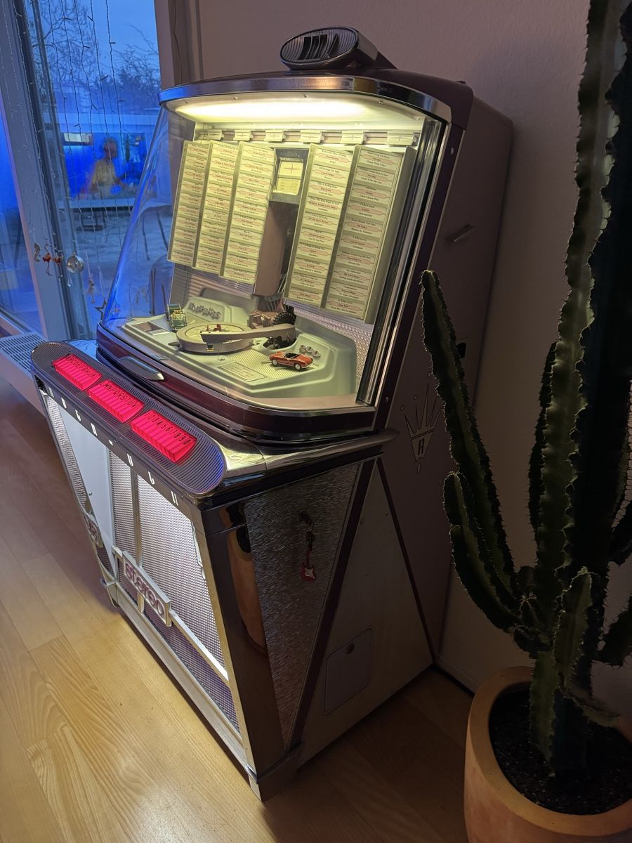Rock-Ola Jukebox: Jukebox Rock-Ola Empress 200 – Usato da Solothurn venduto da Oeufiman 2