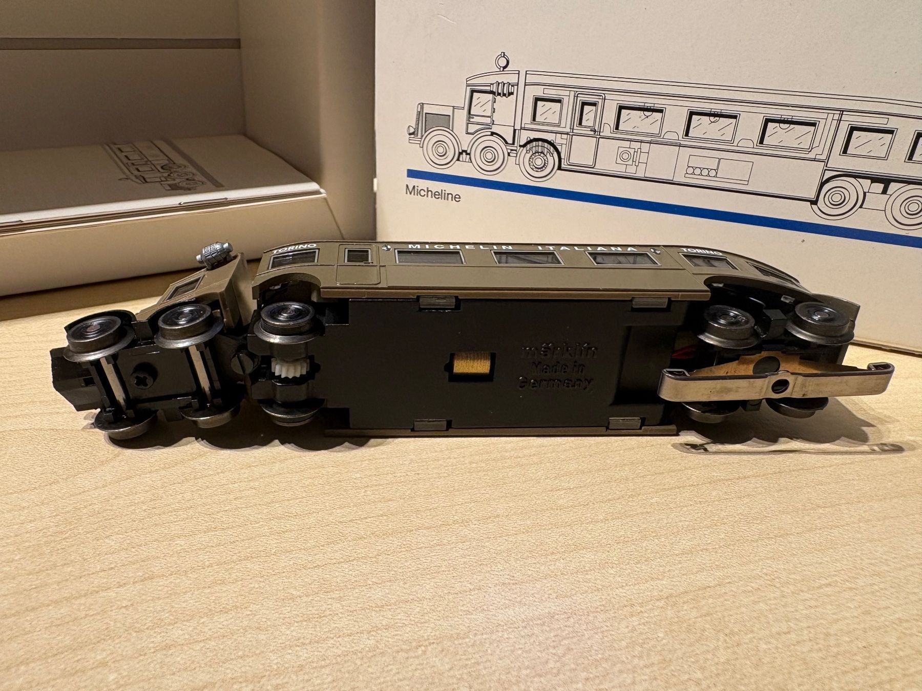 Märklin Trains électriques: Maerklin 3124  Micheline – Neuf avec emballage d'origine à Corcelles Payerne par Pierre66 4