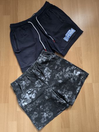2 kurze Hosen Grösse S