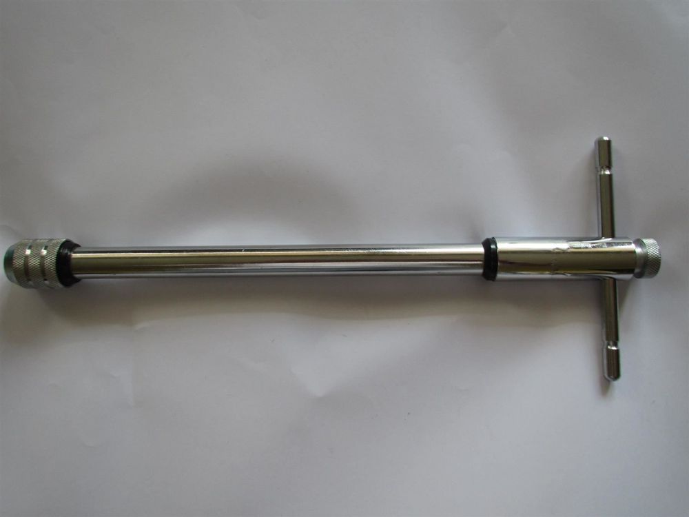 Produktbild von RUKO Werkzeughalter Mit Knarre – Für Gewindebohrer M3–M10, Länge 85 Mm, Verchromt, Mit Quergriff