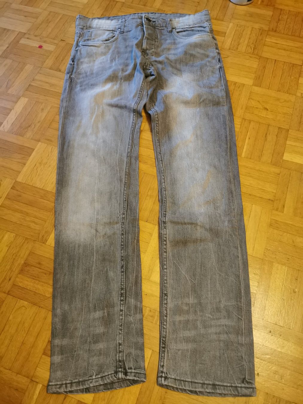 Jeans: 2 Jeans Gr. 31/33 – Usato da Basel venduto da Roundtrip 3
