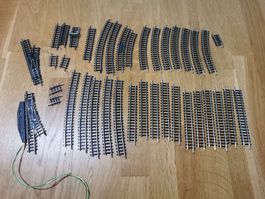 Lot 38 rails Minitrix N + aiguillage électrique