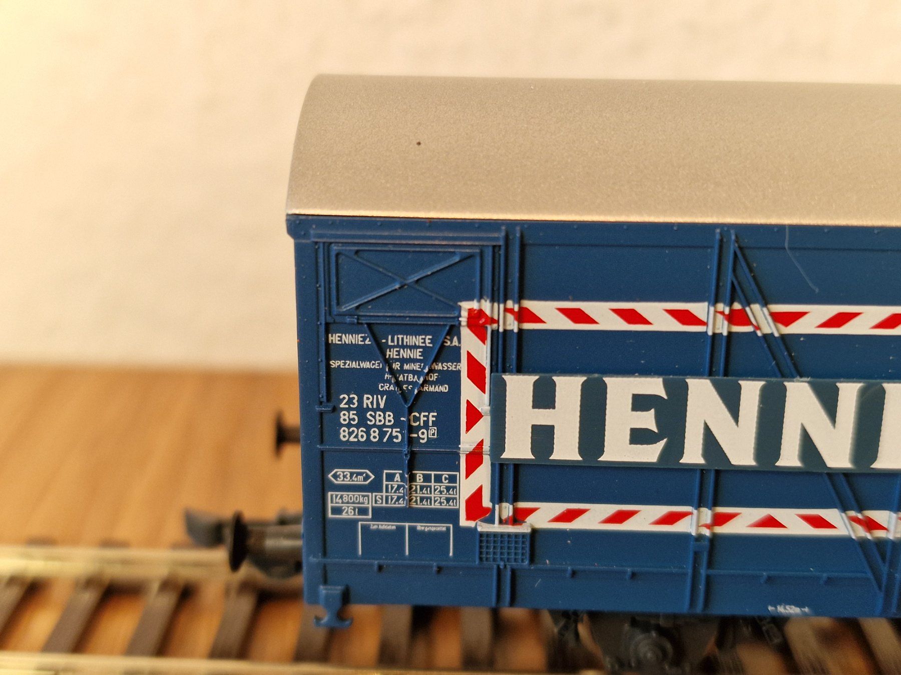 Roco Modellini di ferrovie: SBB Henniez Güterwagen H0 – Usato da Matten b. Interlaken venduto da lor_hr9w 3