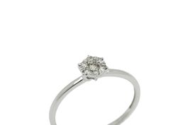 Ring mit 7 Diamanten ca. 0.25 in 18K Weissgold *S3975