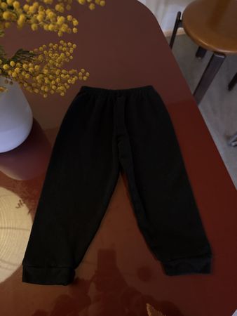 Schwarze Kinder Jogginghose warm, Grösse 86-92, Top Zustand!