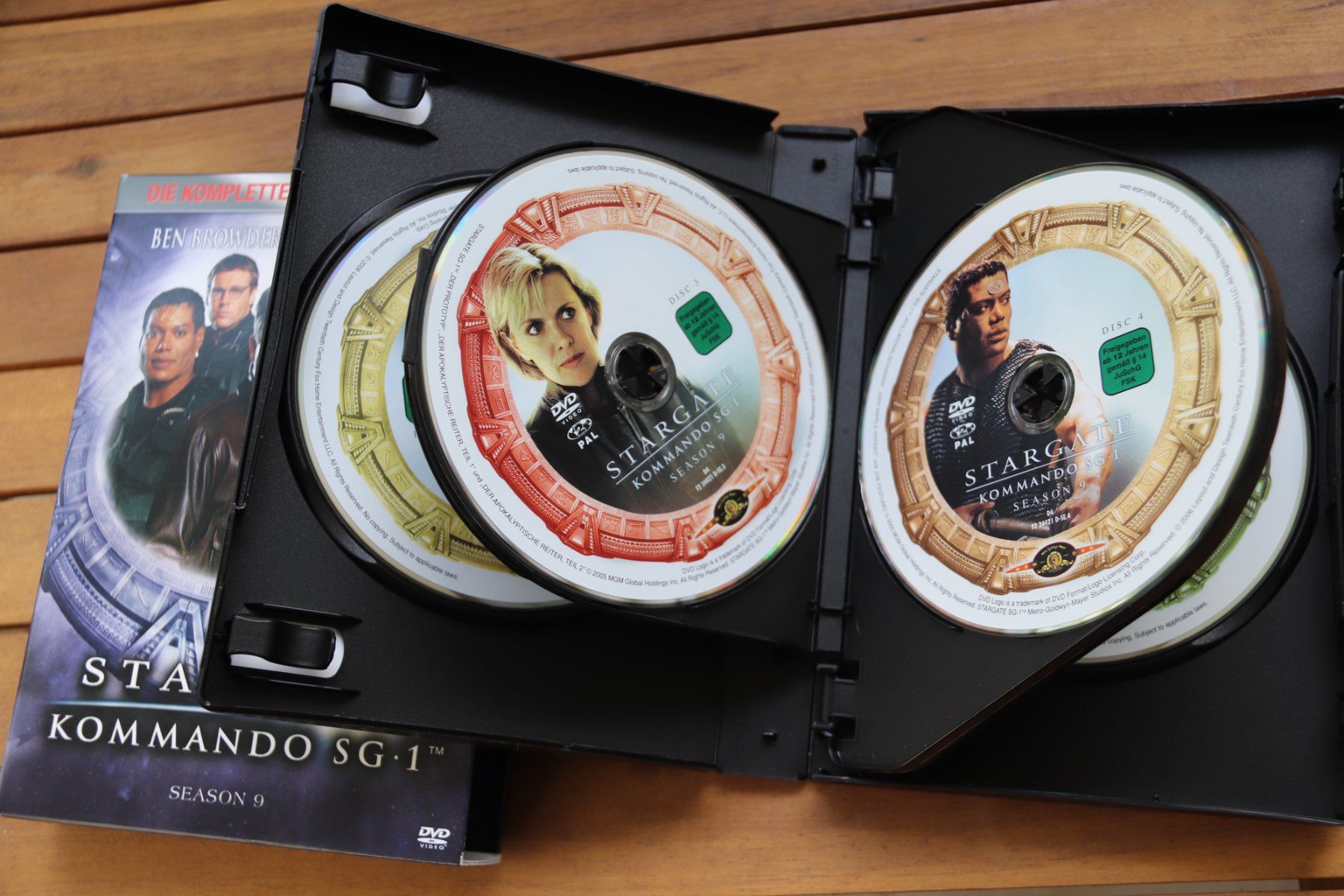 Tutti i DVDs: Stargate Kommando Season 9 – Usato da Glattfelden venduto da Sirax 5