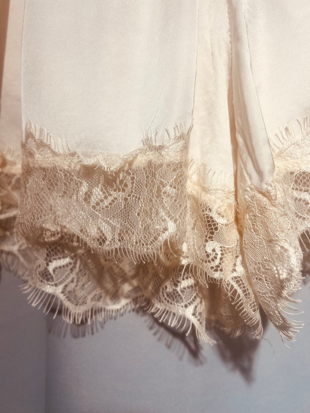 Pantalons: Leichte Shorts mit Seide – Neuf avec emballage d'origine à Zürich par Naebeli 1