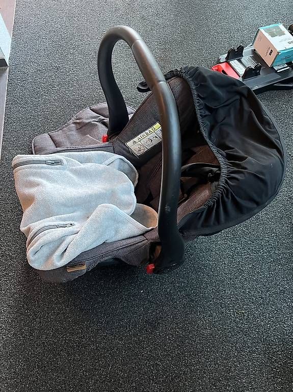 ABC Design Carrozzine: Kinderwagen Viper ABC – Usato da Grosshöchstetten venduto da Heiduk 3